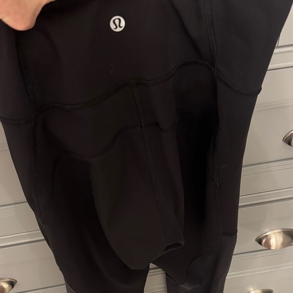 lululemon athletica Black High-Rise Leggings with mesh leg cutouts - Picture 5 of 6